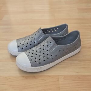 HARPER CANYON Slip On Sparkiling Gray Shoes Size 3